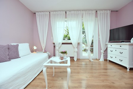 Esslingen Ferienwohnung: Wohnzimmer